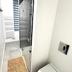 Apartment La Vague Douce-centre Ville, Vue Mer, Falaises Etretat